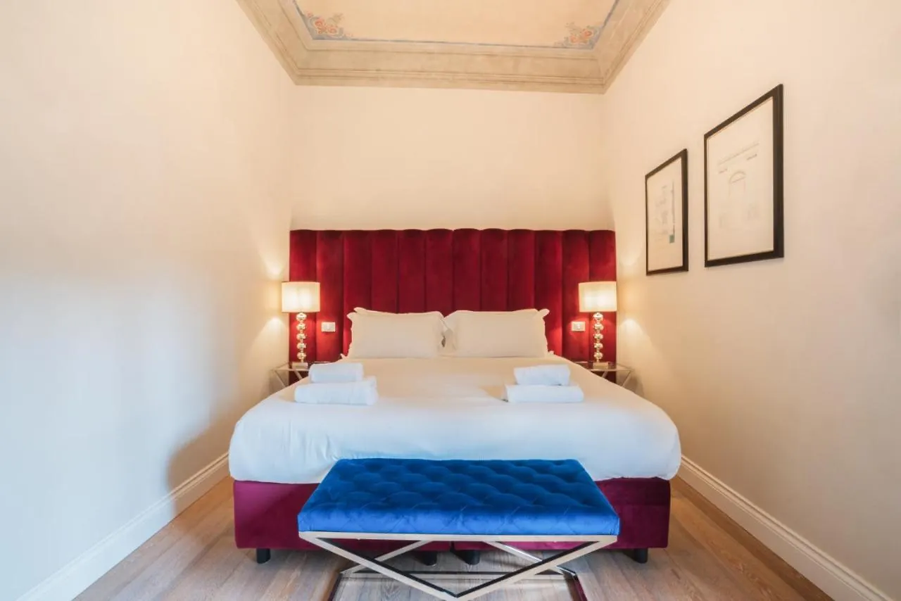 Relais Condotta Floransa Konukevi