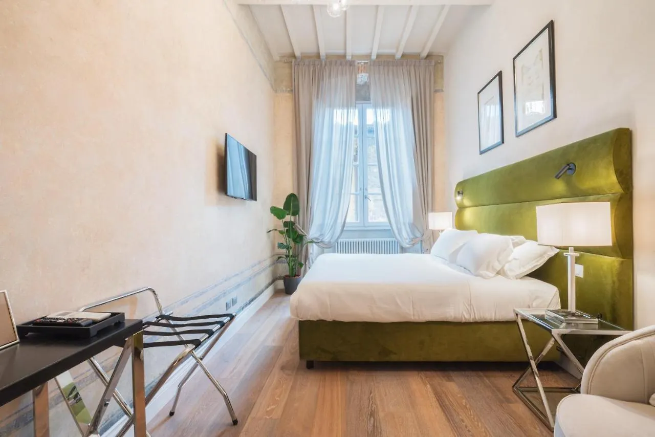 **** Konukevi Relais Condotta Floransa İtalya