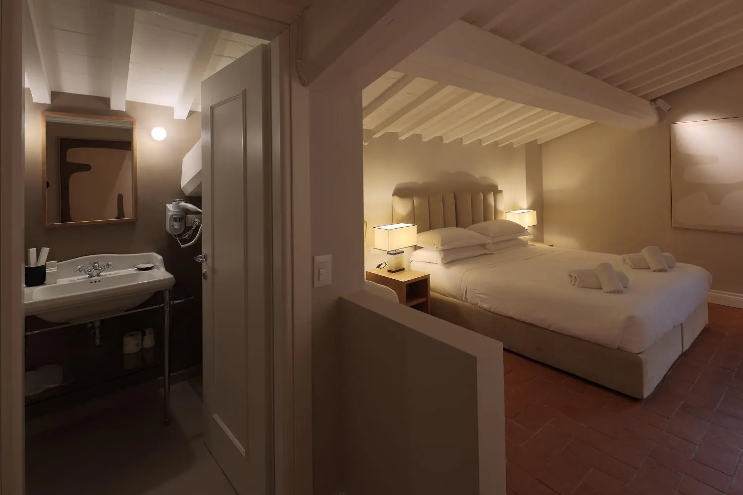 Relais Condotta Floransa Konukevi