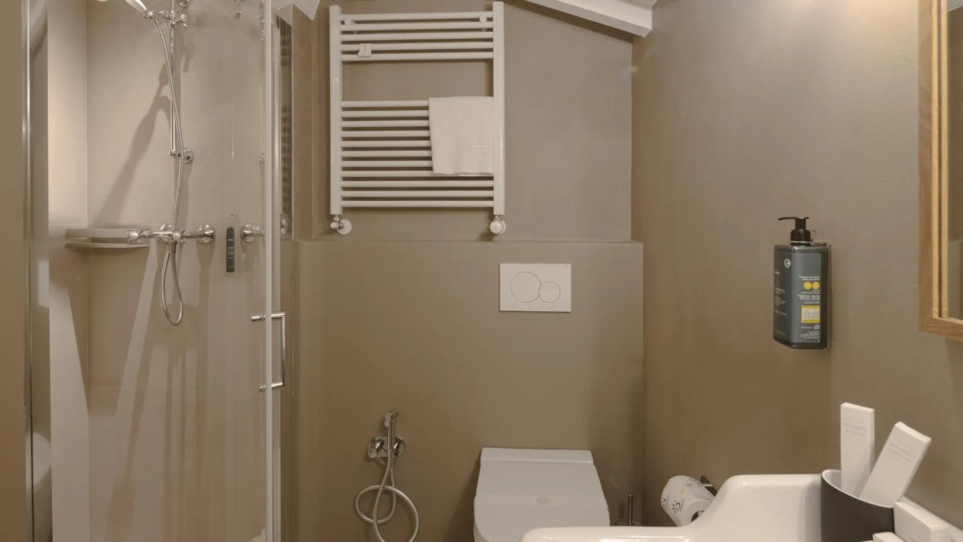 Relais Condotta Floransa Konukevi