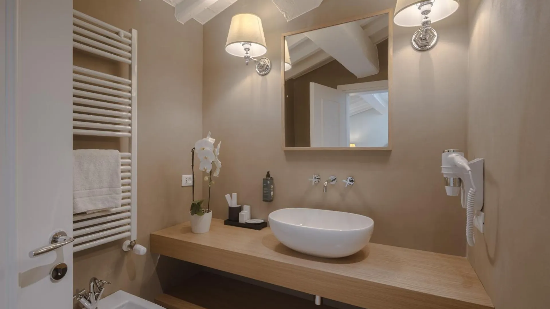 Relais Condotta Florence Guest house